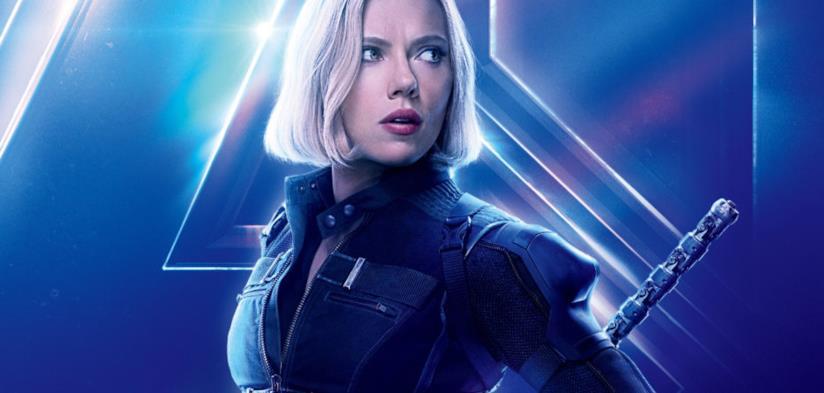 Vedova Nera in Avengers: Infinity War doveva essere diversa Un primo piano di Vedova Nera nel poster ufficiale di Infinity War