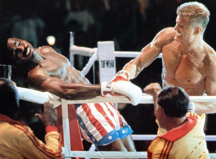 Rocky IV, Apollo steso da Ivan Drago Ivan Drago sta per mettere al tappeto Apollo Creed, in Rocky IV