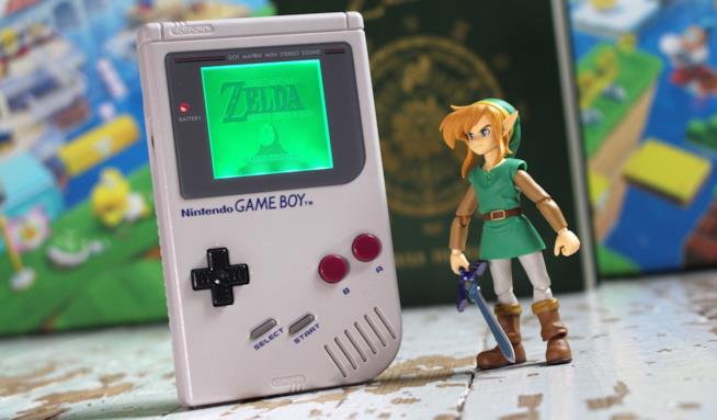 Il remake di The Legend of Zelda: Link's Awakening a confronto con il gioco originale Un action figure di The Legend of Zelda: Link's Awakening