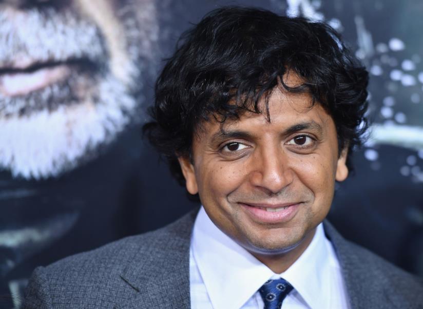 M. Night Shyamalan è al lavoro su due nuovi film thriller Il regista M. Night Shyamalan