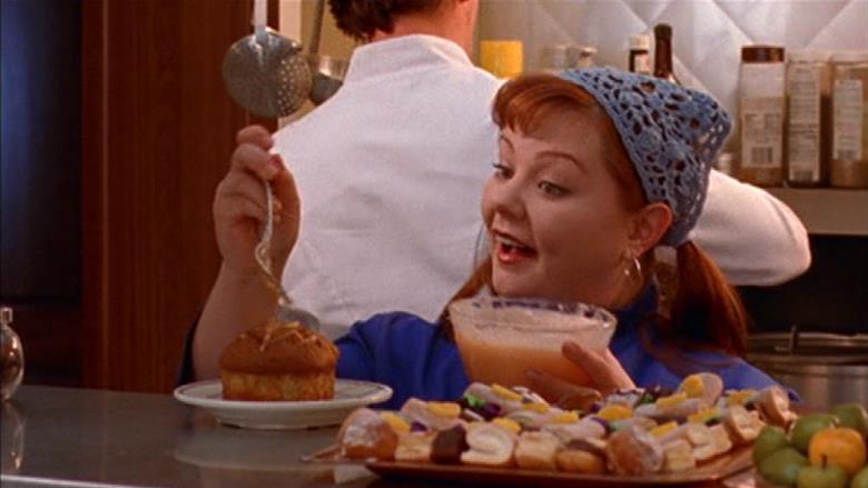 Melissa McCarthy in Una mamma per amica Sookie in Una mamma per amica che decora un dolce