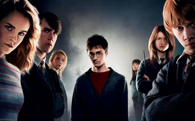 Gli attori di Harry Potter, ieri e oggi Il poster ufficiale di Harry Potter e l'Ordine della Fenice