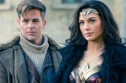 Wonder Woman 1984, il sequel diretto da Patty Jenkins Chris Pine e Gal Gadot in una scena del film