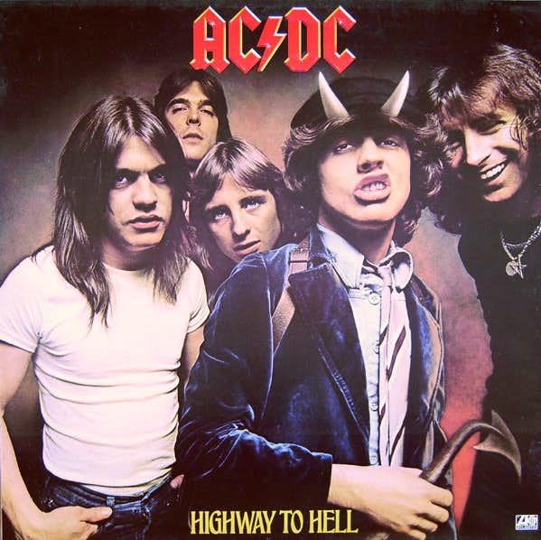 La cover di Highway To Hell Gli AC/DC sulla cover di Highway To Hell