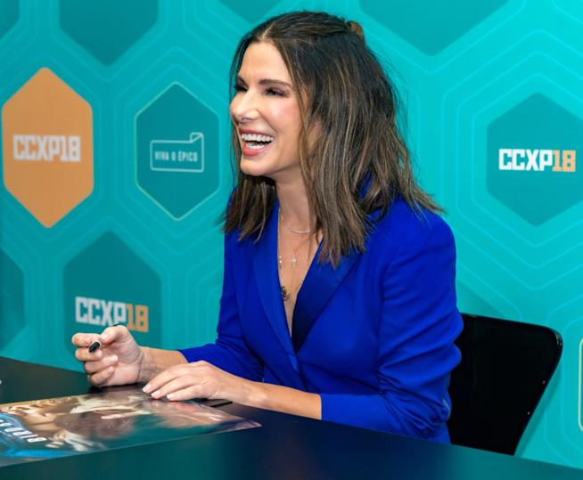 Neo di Matrix poteva essere una donna: Sandra Bullock L'attrice Sandra Bullock
