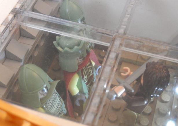 Aragon in formato omino Lego Aragon e l'esercito dei morti in formato omini Lego