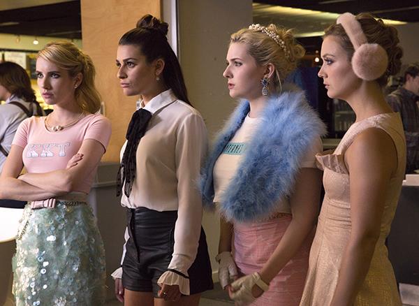 Chanel e le amiche in Scream Queens La fashion Chanel in Scream Queens, look da imitare