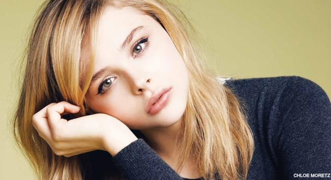 Chloe Moretz abbandona il live-action de La Sirenetta Chloe Moretz in crisi esistenziale