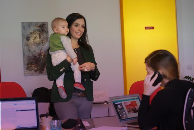 Sofia Borri e il luogo comune delle mamme in carriera per questione di merito Sofia Borri è uno dei volti di Questione di Merito, campagna FoxLife e The Circle