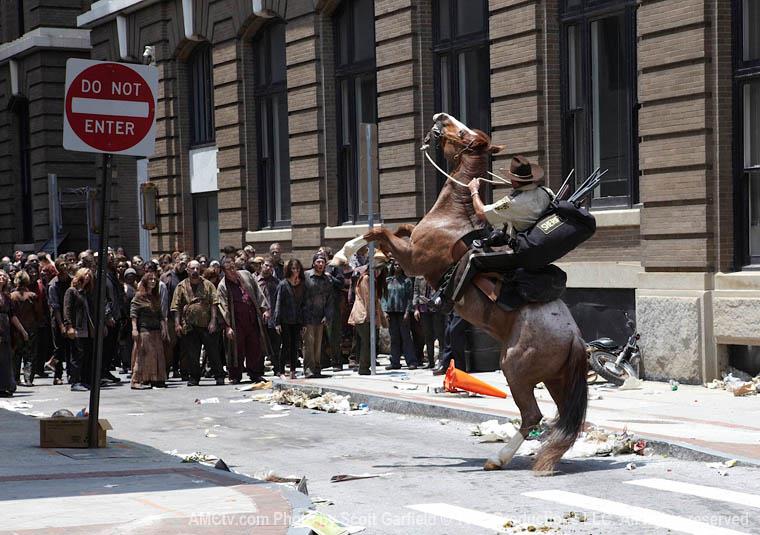 Rick in The Walking Dead Rick a cavallo in The Walking Dead