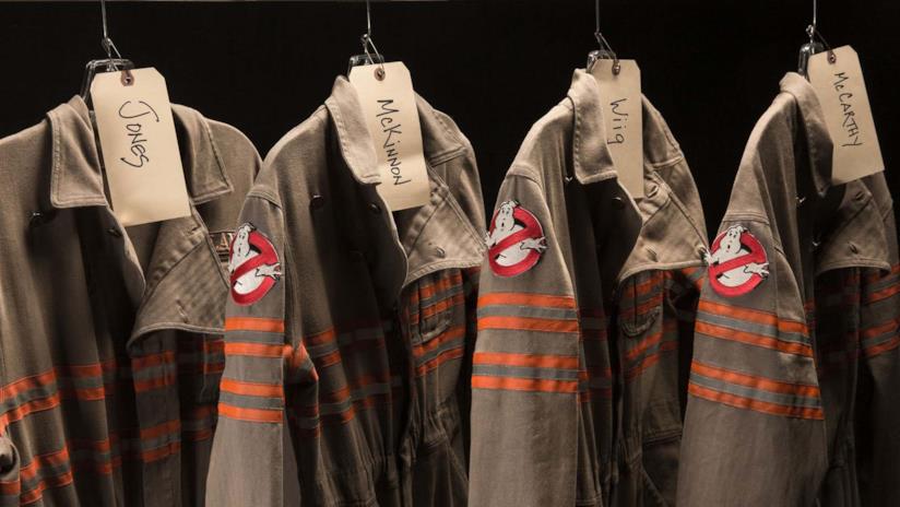 Ghostbusters ci mostra la squadra in nuove immagini ufficiali Le divise delle nuove Ghostbusters