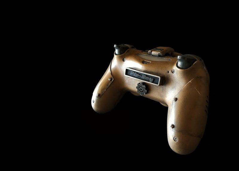Retro dal pad ps4 ispirato a Fallout Parte posteriore del DualShock