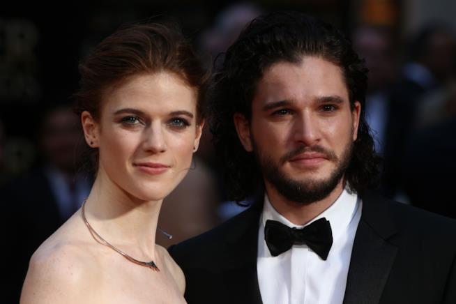 Kit Harington e Rose Leslie: i MEME già prima del matrimonio Rose Leslie e Kit Harington a un evento insieme