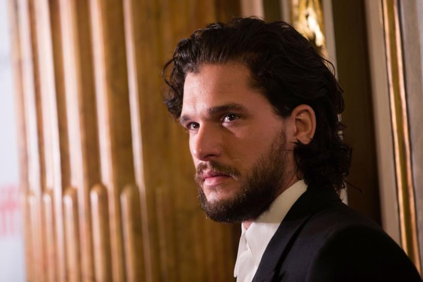Kit Harington in difesa della comunità LGBTQ+ Kit Harington al Toronto Film Festival