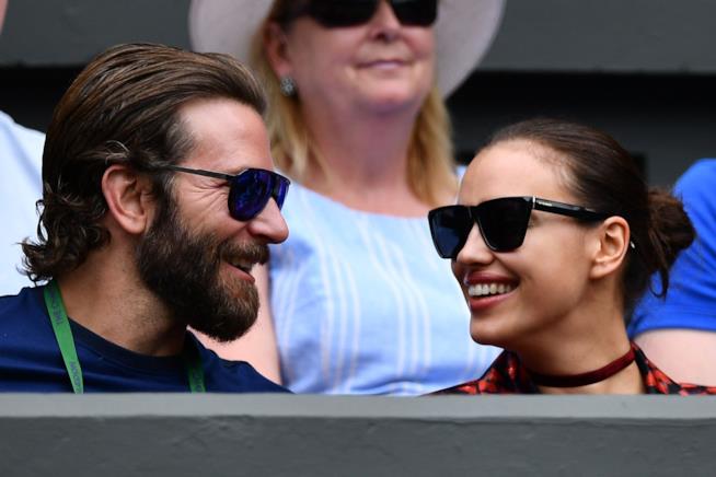 Irina Shayk e Bradley Cooper sono diventati genitori Primo piano di Bradley Cooper e Irina Shayk