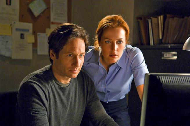 Mulder e Scully in X-Files Mulder e Scully in una scena di X-Files