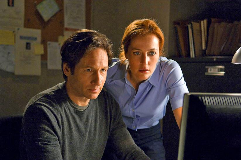 Mulder e Scully in X-Files Mulder e Scully in una scena di X-Files