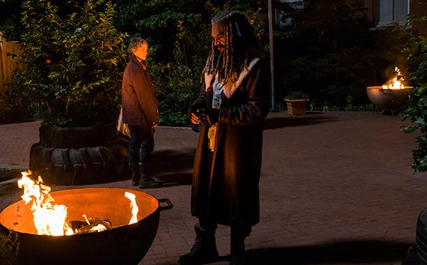The Walking Dead: nel regno nascerà un nuovo amore tra Ezekiel e Carol? Carol è ospite del regno di King Ezekiel: nascerà un amore?