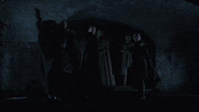 I tre Stark alla fine del teaser GIF dei tre fratelli Stark mentre si preparano allo scontro