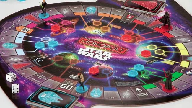 Le edizioni di Monopoly dedicate a Star Wars e agli Avengers arrivano in Italia Il tabellone di gioco di Monopoly Star Wars