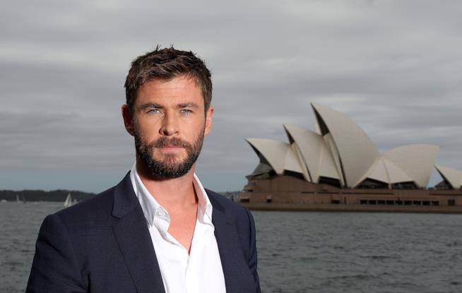 Jack Black si allena come Chris Hemsworth: il video Un primo piano di Chris Hemsworth