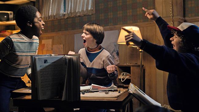 I nuovi giochi da tavolo di Stranger Things Will, Lucas e Dustin che giocano a Dungeons & Dragons