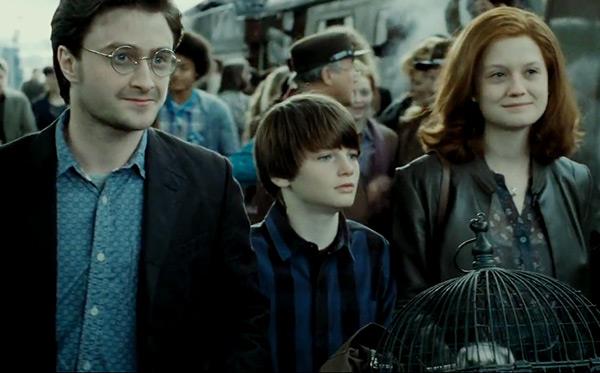 Harry Potter e i Doni della Morte- scena finale in stazione Scena finale di Harry Potter e i Doni della Morte