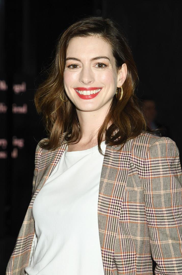 Anne Hathaway Anne Hathaway in primo piano