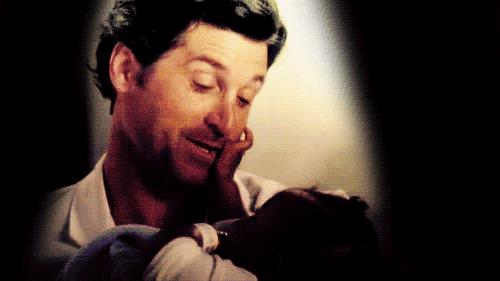 Derek Shepherd con Zola Una gif di Derek Shepherd con Zola