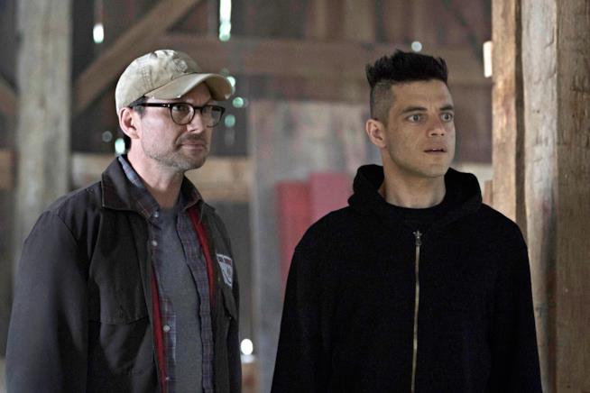 Mr. Robot finirà con la quarta stagione nel 2019 In primo piano Rami Malek e Christian Slater in Mr. Robot