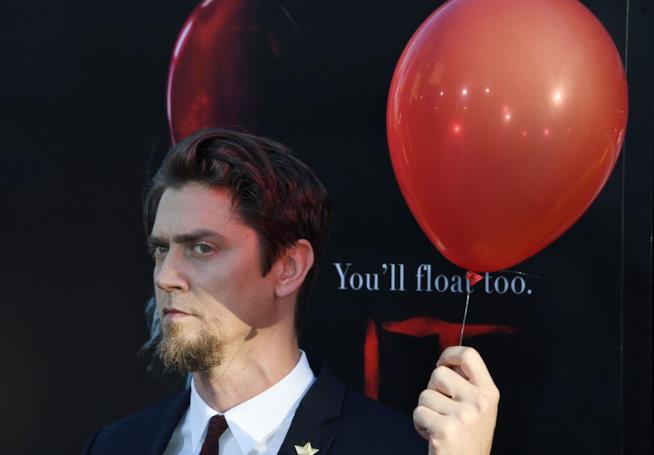Il regista Andy Muschietti dirigerà l'adattamento de La macchina del tempo di Wells Andy Muschietti