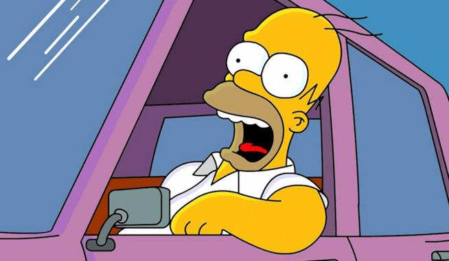 Il nome dell'auto di Homer Simpson non è più un segreto Homer Simpson guida una Plymouth Junkerolla