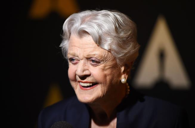 Piccole Donne: nuovi arrivi nel cast Angela Lansbury sorridente