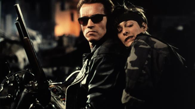 Terminator: 6, James Cameron svela il titolo del film Arnold Schwarzenegger in una scena di Terminator 2