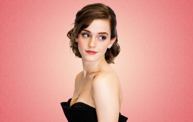 Emma Watson in topless: si accende la controversia Un primo piano di Emma Watson