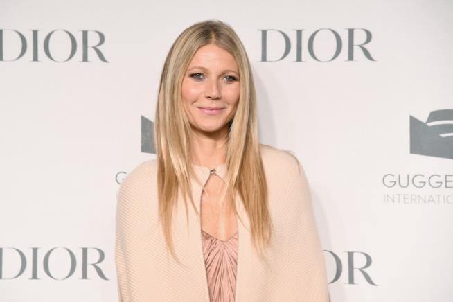 Gwyneth Paltrow accusata di aver causato un incidente sciistico Gwyneth Paltrow denunciata per un incidente sulla pista da sci