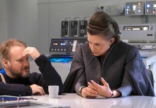 Star Wars: Gli Ultimi Jedi, ecco le nuove esclusive immagini di EW Carri Fisher nei nuovi scatti dal set di Star Wars: Gli Ultimi Jedi