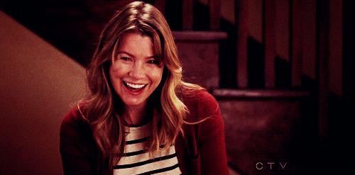 Meredith Grey in una scena di Grey's Anatomy Ellen Pompeo è Meredith Grey in Grey's Anatomy