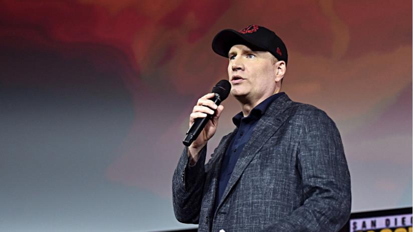 Il presidente Marvel Studios Kevin Feige acquisisce nuovi poteri nell'universo Marvel Kevin Feige mentre parla al San Diego Comic-Con