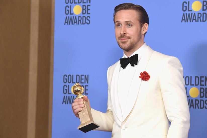 Ryan Gosling ha ringraziato la sua compagna Eva Mendes ai Golden Globes 2017 Primo piano di Ryan Gosling ai Golden Globes 2017