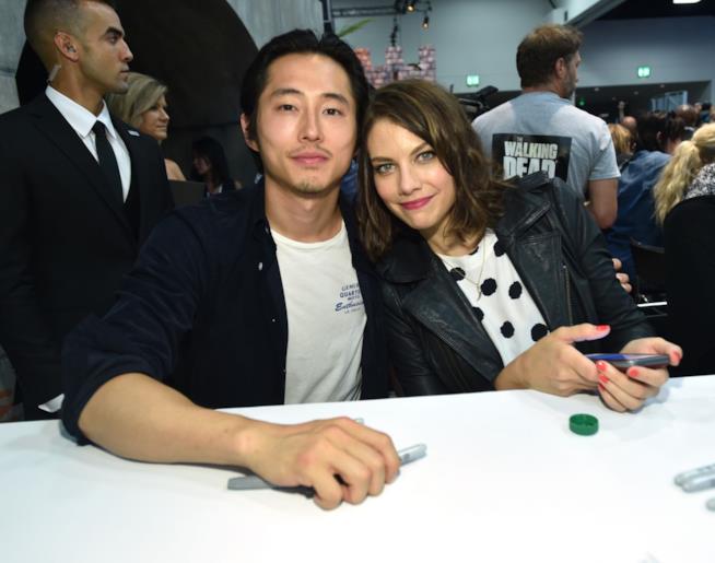 Lauren Cohan e Steven Yeun di The Walking Dead al San Diego Comic-Con 2016 Due protagonisti di The Walking Dead al Comic-Con di San Diego del 2015