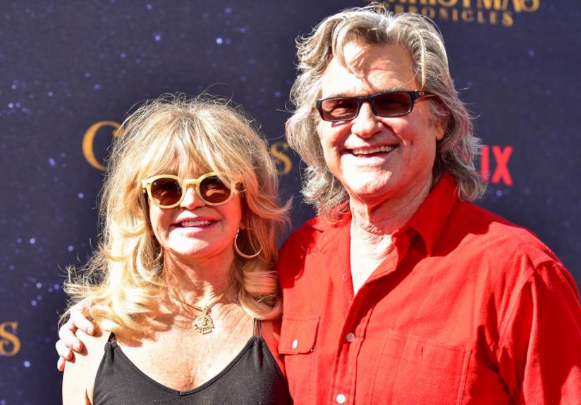 Kurt Russell e Goldie Hawn con tutta la famiglia alla prima di un nuovo film Netflix Kurt Russell e Goldie Hawn alla prima del film 'The Christmas Chronicles'
