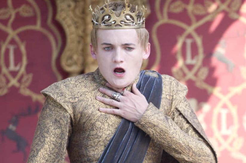 Lunga vita a Re Joff... Ehm, magari no. Re Joffrey in una still di Game of Thrones