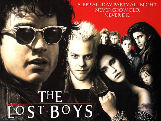Ragazzi perduti, una nuova serie TV ispirata al film cult del 1987 Poster The Lost Boys