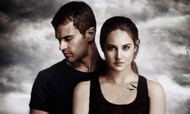 La serie TV Ascendant Tris e Quattro nel poster ufficiale di Divergent