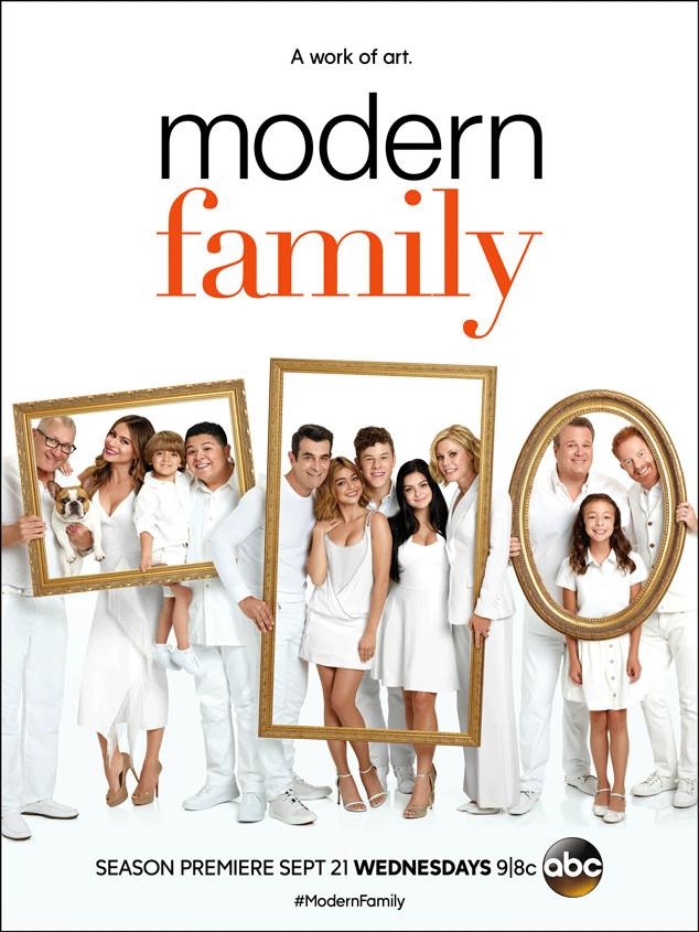 Modern Family, il poster della stagione 8 Il poster della stagione 8 di Modern Family