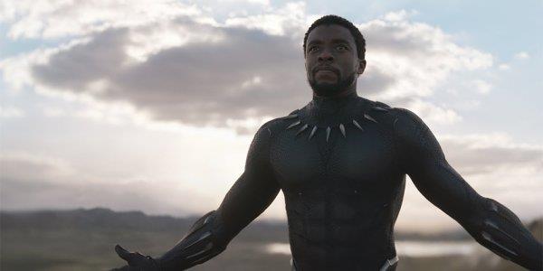 Chadwick Boseman è la Pantera Nera Chadwick Boseman in Black Panther di Ryan Coogler