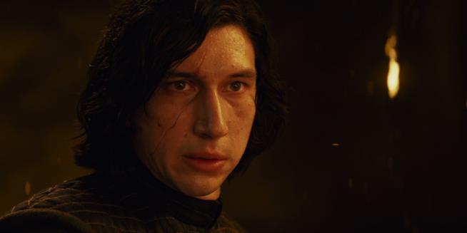 Star Wars 9: una nuova super arma per Kylo Ren? Primo piano di Kylo Ren
