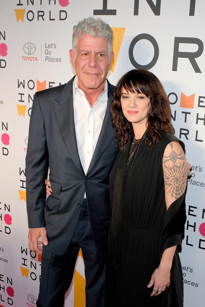 Asia Argento e Anthony Bourdain Asia Argento e lo chef Anthony Bourdain
