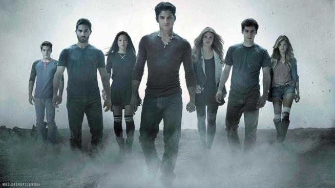 La sesta e ultima stagione di Teen Wolf arriva su FOX! Scott e i suoi amici ritornano su Fox con l'ultima stagione di Teen Wolf.